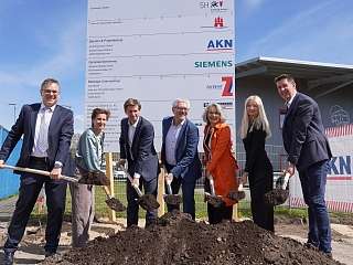 v.l.n.r: Otto Schmid, Birgit Austen, Martin Bill, Matthias Meyer, Susanne Henckel, Anna-Theresa Korbutt, Jan Schröder