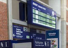 Bahnhofsanzeige