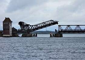 Lindaunisbrücke - hochgeklappt