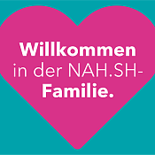 Pinkes Herz: Willkommen in der NAH.SH-Familie. 