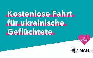 Ukraine Kostenlose Fahrt für ukrainische Geflüchtete Schriftzug auf türkisem Hintergrund