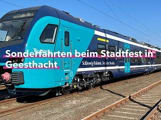 Akkuzug Bild und Textzug: Sonderfahrten beim Stadtfest in Geesthacht