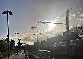 Oberleitungsinsel im Kieler Hauptbahnhof