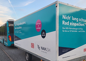 X85 Fahrradbus mit Anhänger