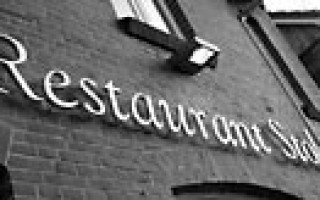 Krabbenbrötchen und Störfilet 2