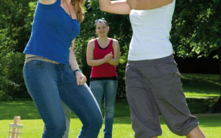 4 Damen und 1 König  1