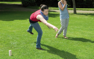 4 Damen und 1 König  3