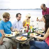 Das ist Strandgrillen in Norden 1