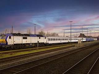 RDC Versorgungszug auf Gleisen