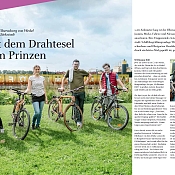 vier Menschen mit Fahrrad, links die Überschrift: Mit dem Drahtesel zum Prinzen, rechts der Text zur Überschrift
