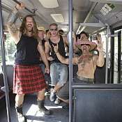 Menschen im Bus 