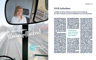 links: Sicht aus Lokführerkabine, im Spiegel ist die Lokführerin zu sehen, mittig der Schriftzug: zu schnell zum Blumenpflücken, rechts: Artikel zum Bild