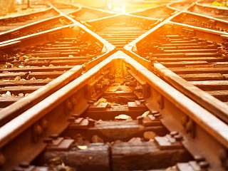 Bahnschienen Bild mit Bahnschienen