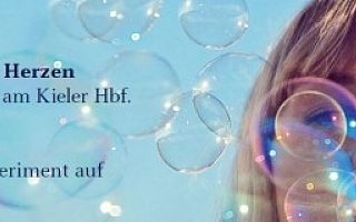 los! Magazin Titelblatt, Frau pustet Seifenblasen